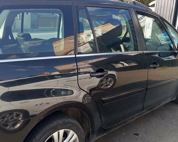 Черный Ситроен С4 Пикассо, объемом двигателя 1.56 л и пробегом 218 тыс. км за 6200 $, фото 2 на Automoto.ua