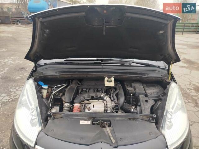 Черный Ситроен С4 Пикассо, объемом двигателя 1.6 л и пробегом 170 тыс. км за 6100 $, фото 30 на Automoto.ua