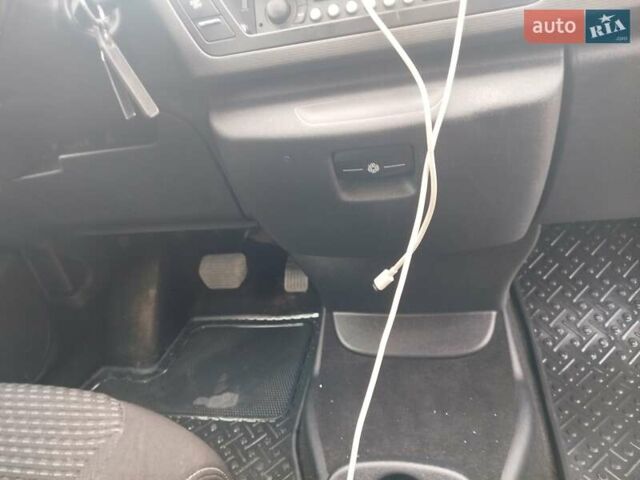 Черный Ситроен С4 Пикассо, объемом двигателя 1.6 л и пробегом 170 тыс. км за 6100 $, фото 8 на Automoto.ua