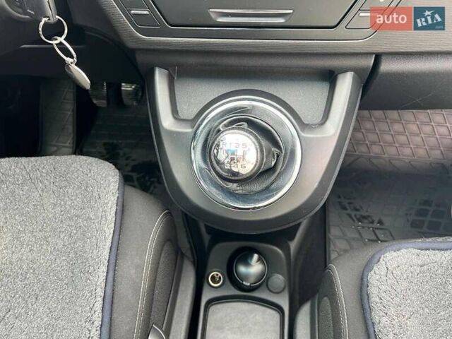 Чорний Сітроен С4 Пікассо, об'ємом двигуна 1.6 л та пробігом 270 тис. км за 6690 $, фото 18 на Automoto.ua