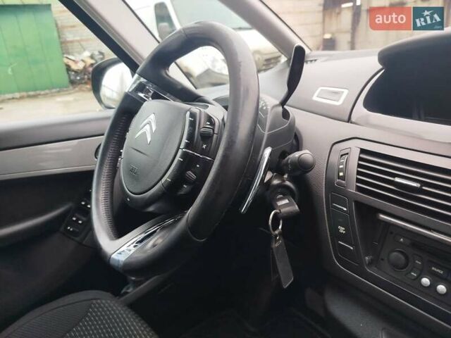 Черный Ситроен С4 Пикассо, объемом двигателя 1.6 л и пробегом 170 тыс. км за 6100 $, фото 16 на Automoto.ua