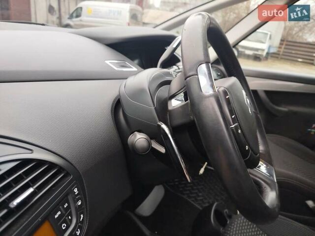 Черный Ситроен С4 Пикассо, объемом двигателя 1.6 л и пробегом 170 тыс. км за 6100 $, фото 18 на Automoto.ua