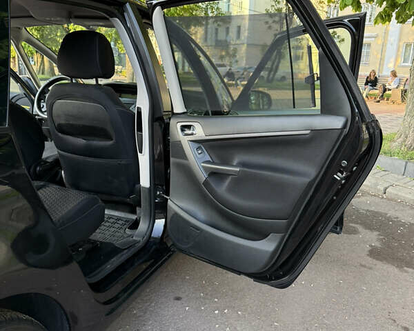Ситроен С4 Пикассо 2012 в Хмельницком на Automoto.ua Черный Ситроен С4 Пикассо, объемом двигателя 1.6 л и пробегом 226 тыс. км за 4999 $, фото 39 на Automoto.ua