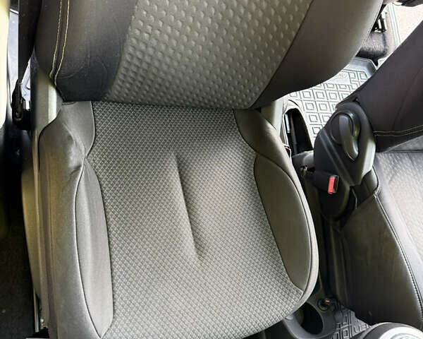 Ситроен С4 Пикассо 2012 в Хмельницком на Automoto.ua Черный Ситроен С4 Пикассо, объемом двигателя 1.6 л и пробегом 226 тыс. км за 4999 $, фото 54 на Automoto.ua