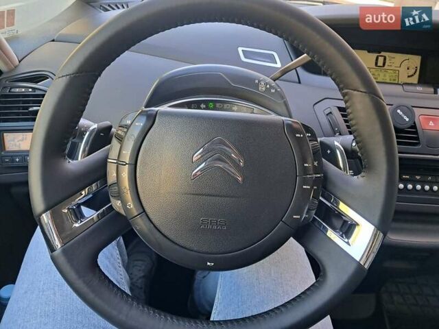 Черный Ситроен С4 Пикассо, объемом двигателя 1.56 л и пробегом 244 тыс. км за 7200 $, фото 9 на Automoto.ua