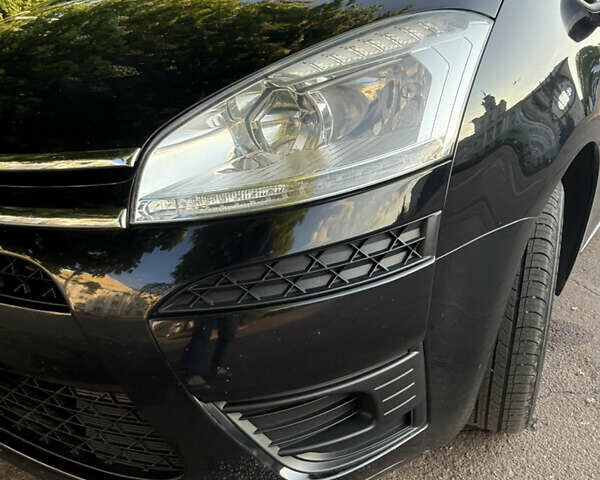 Ситроен С4 Пикассо 2012 в Хмельницком на Automoto.ua Черный Ситроен С4 Пикассо, объемом двигателя 1.6 л и пробегом 226 тыс. км за 4999 $, фото 21 на Automoto.ua