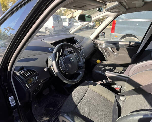 Чорний Сітроен С4 Пікассо, об'ємом двигуна 2 л та пробігом 250 тис. км за 8990 $, фото 18 на Automoto.ua