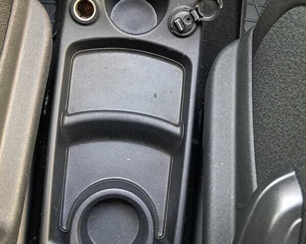 Черный Ситроен С4 Пикассо, объемом двигателя 1.56 л и пробегом 244 тыс. км за 7200 $, фото 14 на Automoto.ua