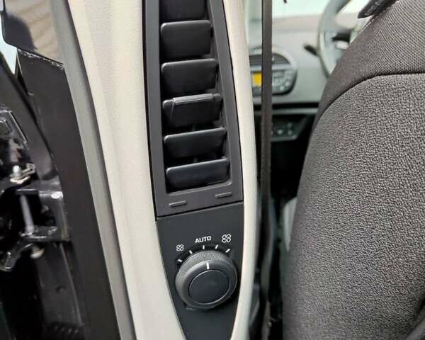 Чорний Сітроен С4 Пікассо, об'ємом двигуна 1.6 л та пробігом 313 тис. км за 7500 $, фото 15 на Automoto.ua