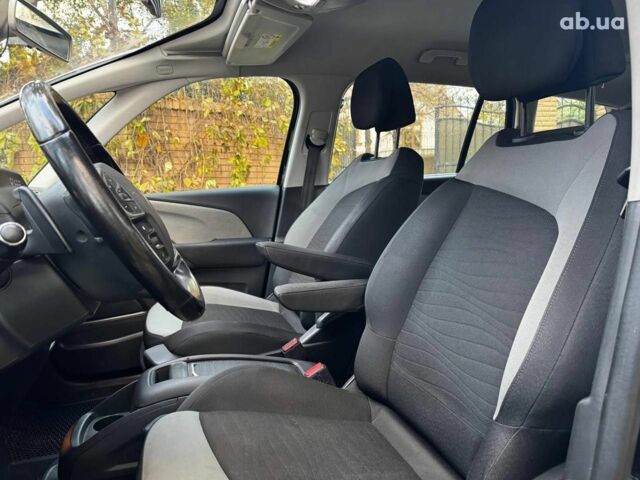 Черный Ситроен С4 Пикассо, объемом двигателя 2 л и пробегом 283 тыс. км за 10490 $, фото 17 на Automoto.ua