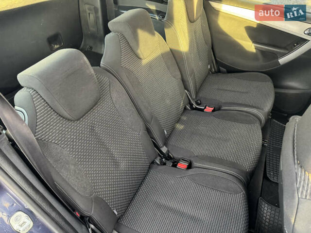 Фиолетовый Ситроен С4 Пикассо, объемом двигателя 1.6 л и пробегом 226 тыс. км за 5500 $, фото 14 на Automoto.ua