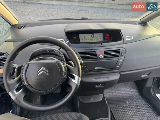 Фиолетовый Ситроен С4 Пикассо, объемом двигателя 1.6 л и пробегом 226 тыс. км за 5500 $, фото 9 на Automoto.ua