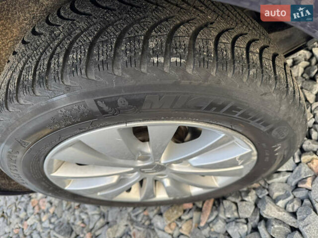 Фиолетовый Ситроен С4 Пикассо, объемом двигателя 1.6 л и пробегом 226 тыс. км за 5500 $, фото 15 на Automoto.ua