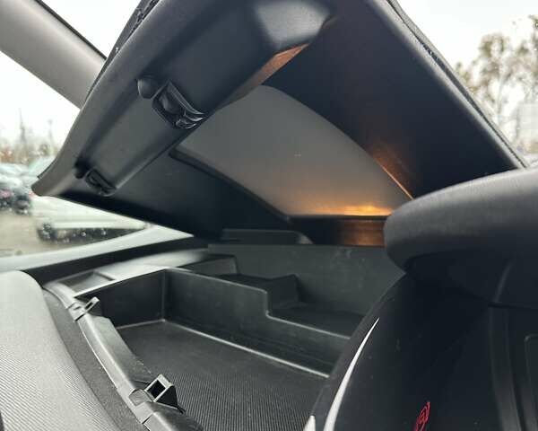 Фиолетовый Ситроен С4 Пикассо, объемом двигателя 2 л и пробегом 205 тыс. км за 7600 $, фото 37 на Automoto.ua