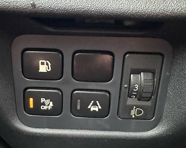 Фиолетовый Ситроен С4 Пикассо, объемом двигателя 2 л и пробегом 205 тыс. км за 6999 $, фото 32 на Automoto.ua