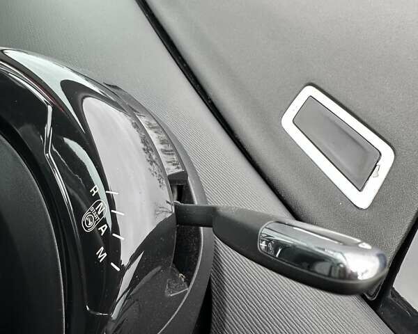 Фиолетовый Ситроен С4 Пикассо, объемом двигателя 2 л и пробегом 205 тыс. км за 7600 $, фото 36 на Automoto.ua