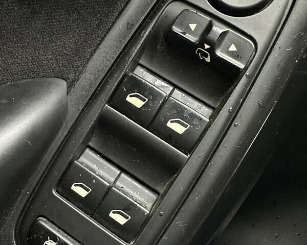 Фиолетовый Ситроен С4 Пикассо, объемом двигателя 2 л и пробегом 205 тыс. км за 6999 $, фото 31 на Automoto.ua