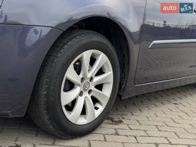 Фіолетовий Сітроен С4 Пікассо, об'ємом двигуна 1.56 л та пробігом 331 тис. км за 5499 $, фото 15 на Automoto.ua