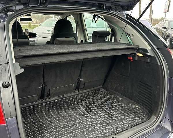 Фиолетовый Ситроен С4 Пикассо, объемом двигателя 2 л и пробегом 205 тыс. км за 6999 $, фото 12 на Automoto.ua