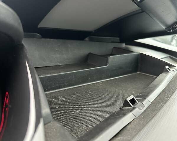 Фиолетовый Ситроен С4 Пикассо, объемом двигателя 2 л и пробегом 205 тыс. км за 7600 $, фото 38 на Automoto.ua