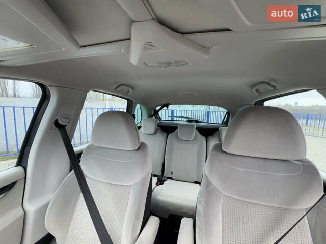 Фіолетовий Сітроен С4 Пікассо, об'ємом двигуна 1.56 л та пробігом 331 тис. км за 5499 $, фото 24 на Automoto.ua