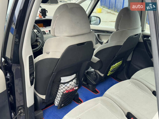 Фіолетовий Сітроен С4 Пікассо, об'ємом двигуна 1.56 л та пробігом 331 тис. км за 5499 $, фото 27 на Automoto.ua