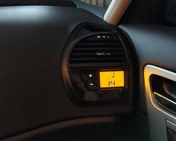 Фіолетовий Сітроен С4 Пікассо, об'ємом двигуна 1.6 л та пробігом 186 тис. км за 8250 $, фото 16 на Automoto.ua