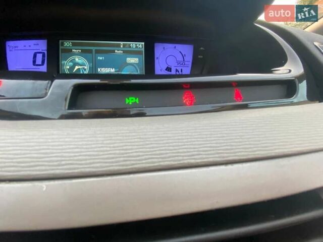 Коричневий Сітроен С4 Пікассо, об'ємом двигуна 2 л та пробігом 212 тис. км за 6900 $, фото 34 на Automoto.ua