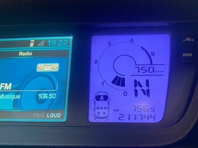Коричневый Ситроен С4 Пикассо, объемом двигателя 0 л и пробегом 212 тыс. км за 6900 $, фото 1 на Automoto.ua
