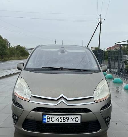 Коричневый Ситроен С4 Пикассо, объемом двигателя 2 л и пробегом 200 тыс. км за 5600 $, фото 2 на Automoto.ua