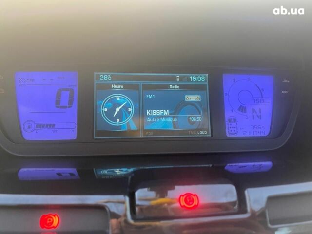 Коричневый Ситроен С4 Пикассо, объемом двигателя 0 л и пробегом 212 тыс. км за 6900 $, фото 6 на Automoto.ua