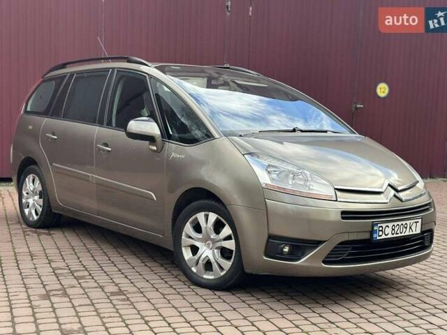 Коричневый Ситроен С4 Пикассо, объемом двигателя 1.56 л и пробегом 250 тыс. км за 4750 $, фото 2 на Automoto.ua