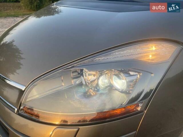 Коричневий Сітроен С4 Пікассо, об'ємом двигуна 2 л та пробігом 212 тис. км за 6900 $, фото 20 на Automoto.ua