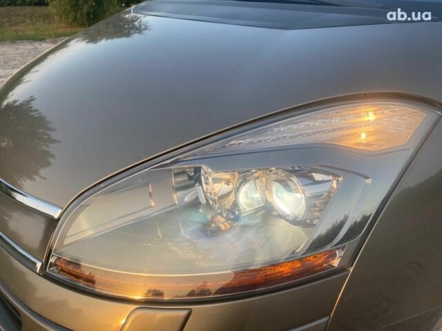 Коричневый Ситроен С4 Пикассо, объемом двигателя 0 л и пробегом 212 тыс. км за 6900 $, фото 8 на Automoto.ua