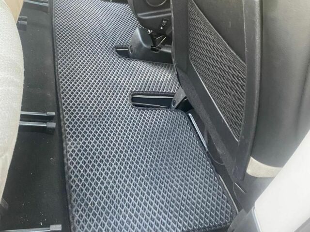 Коричневый Ситроен С4 Пикассо, объемом двигателя 0 л и пробегом 212 тыс. км за 6900 $, фото 11 на Automoto.ua