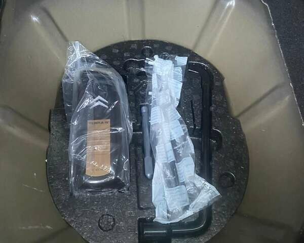 Коричневий Сітроен С4 Пікассо, об'ємом двигуна 2 л та пробігом 212 тис. км за 6900 $, фото 11 на Automoto.ua