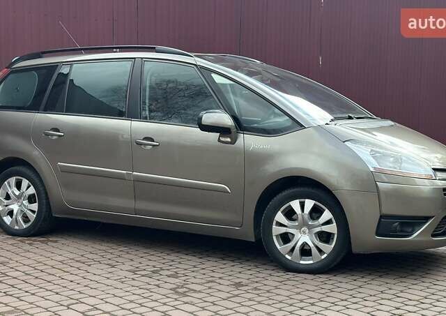 Коричневый Ситроен С4 Пикассо, объемом двигателя 1.56 л и пробегом 250 тыс. км за 4750 $, фото 6 на Automoto.ua