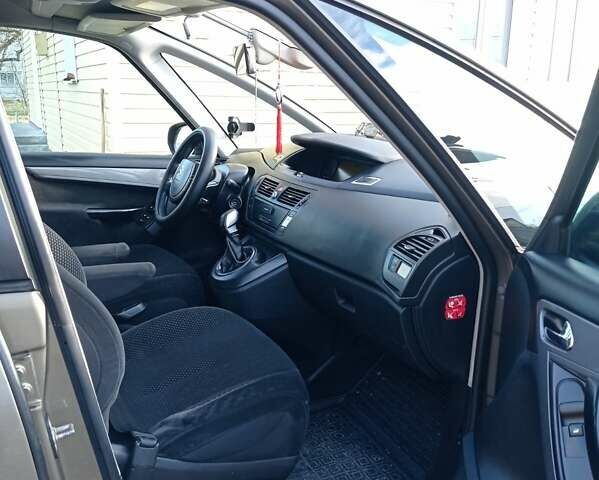 Коричневий Сітроен С4 Пікассо, об'ємом двигуна 1.6 л та пробігом 520 тис. км за 6800 $, фото 4 на Automoto.ua