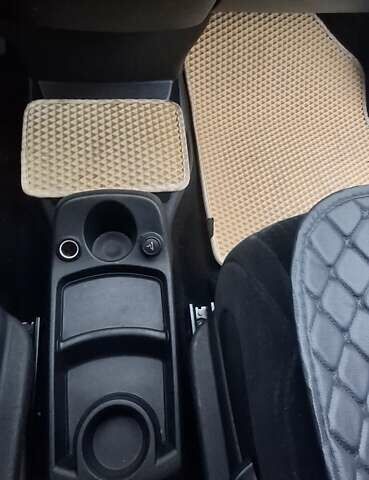 Коричневий Сітроен С4 Пікассо, об'ємом двигуна 2 л та пробігом 387 тис. км за 5100 $, фото 18 на Automoto.ua