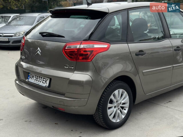 Ситроен С4 Пикассо 2010 в Бердичеве на Automoto.ua Коричневый Ситроен С4 Пикассо, объемом двигателя 1.6 л и пробегом 225 тыс. км за 4150 $, фото 9 на Automoto.ua
