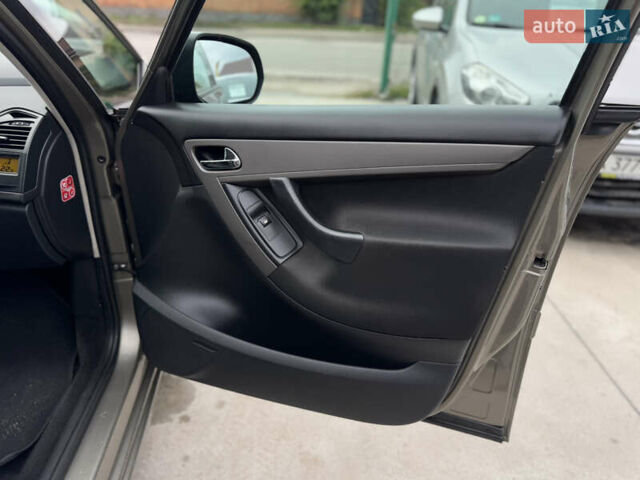 Ситроен С4 Пикассо 2010 в Бердичеве на Automoto.ua Коричневый Ситроен С4 Пикассо, объемом двигателя 1.6 л и пробегом 225 тыс. км за 4150 $, фото 21 на Automoto.ua