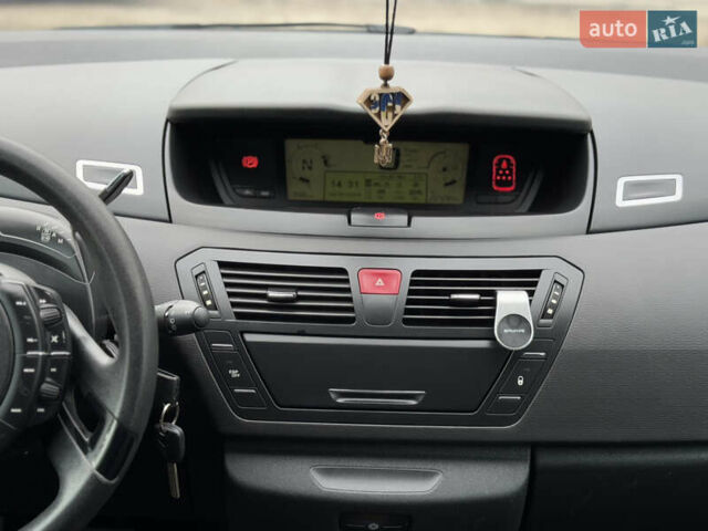 Ситроен С4 Пикассо 2010 в Бердичеве на Automoto.ua Коричневый Ситроен С4 Пикассо, объемом двигателя 1.6 л и пробегом 225 тыс. км за 4150 $, фото 12 на Automoto.ua