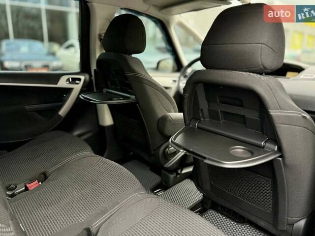 Коричневый Ситроен С4 Пикассо, объемом двигателя 1.6 л и пробегом 257 тыс. км за 6999 $, фото 15 на Automoto.ua