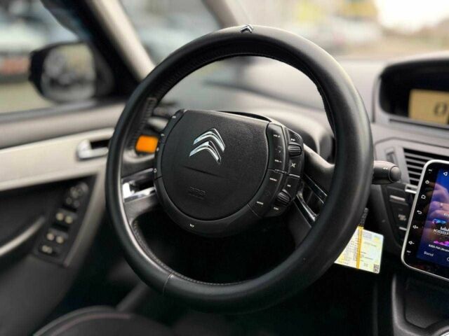 Коричневый Ситроен С4 Пикассо, объемом двигателя 1.6 л и пробегом 257 тыс. км за 6999 $, фото 15 на Automoto.ua