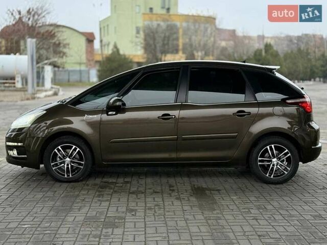 Коричневый Ситроен С4 Пикассо, объемом двигателя 1.6 л и пробегом 257 тыс. км за 6999 $, фото 6 на Automoto.ua