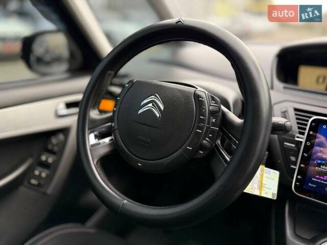 Коричневый Ситроен С4 Пикассо, объемом двигателя 1.6 л и пробегом 257 тыс. км за 6999 $, фото 23 на Automoto.ua