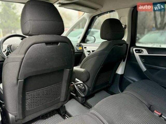 Коричневый Ситроен С4 Пикассо, объемом двигателя 1.6 л и пробегом 257 тыс. км за 6999 $, фото 12 на Automoto.ua