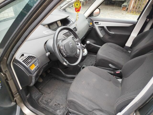 Коричневый Ситроен С4 Пикассо, объемом двигателя 1.6 л и пробегом 225 тыс. км за 7000 $, фото 16 на Automoto.ua