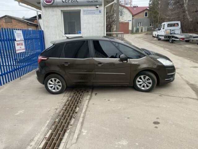 Коричневый Ситроен С4 Пикассо, объемом двигателя 1.6 л и пробегом 240 тыс. км за 7300 $, фото 4 на Automoto.ua