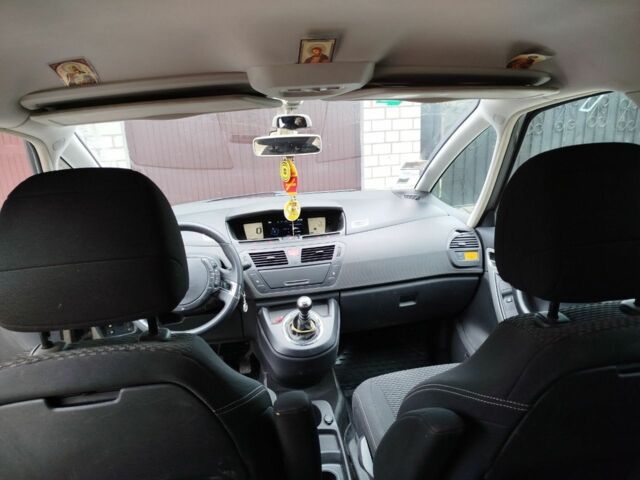 Коричневый Ситроен С4 Пикассо, объемом двигателя 1.6 л и пробегом 225 тыс. км за 7000 $, фото 14 на Automoto.ua